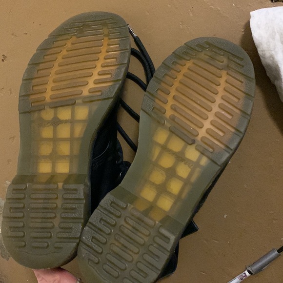 Dr. Martens Lace Up Classic Boots - Picture 3 of 3